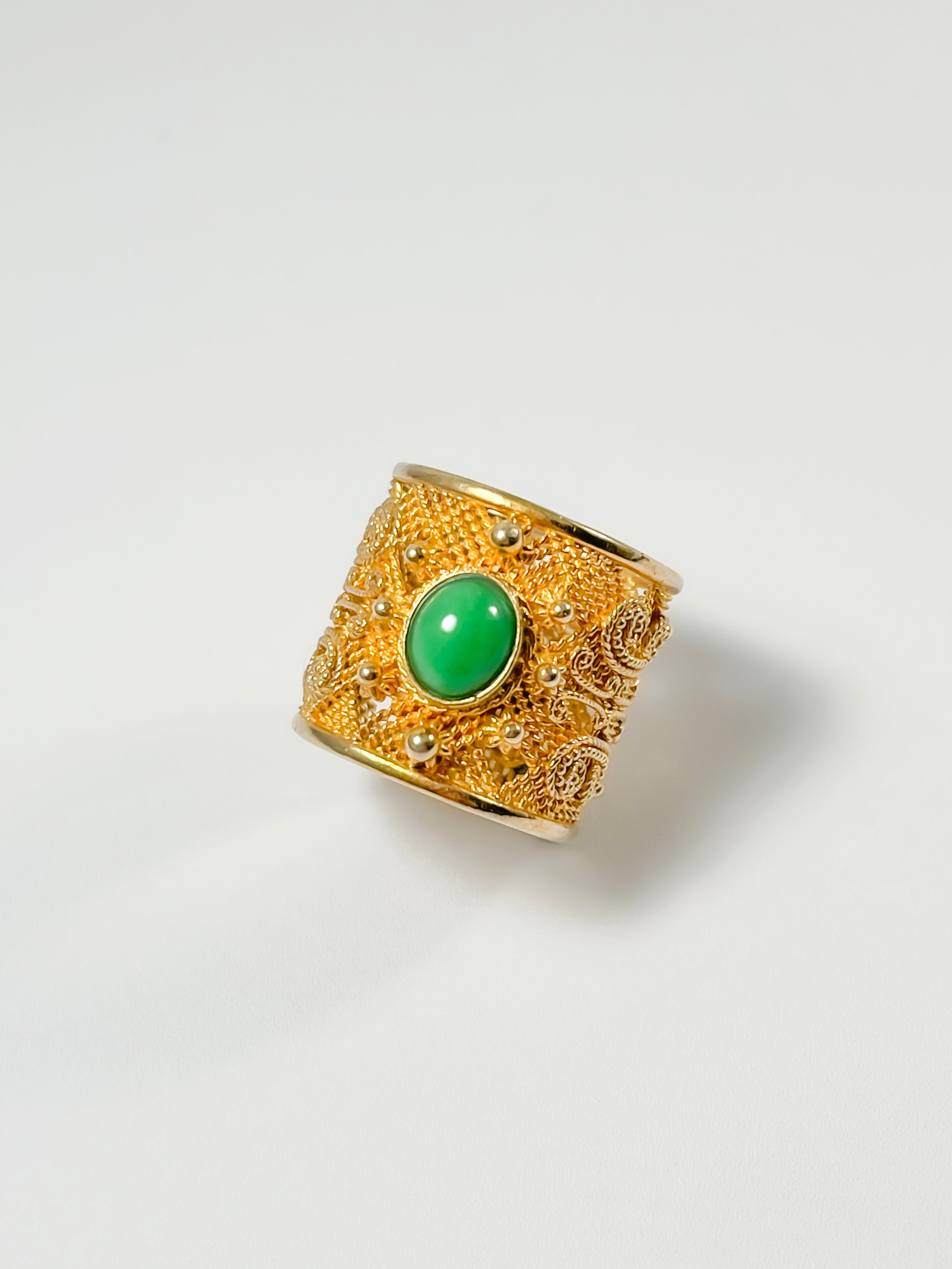 KW Grade A Golden Jewllery Single-core Green Jade Ring