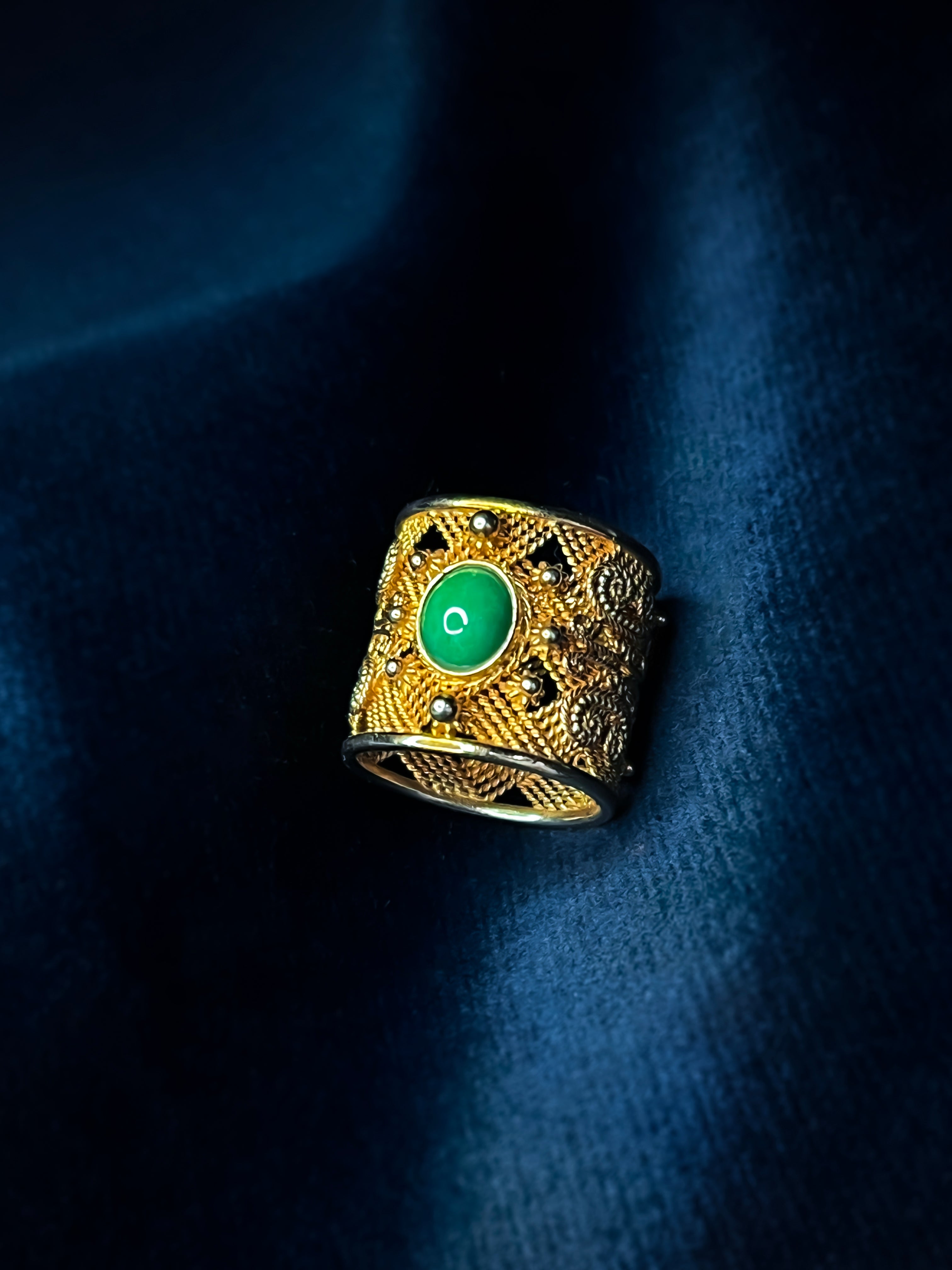 KW Grade A Golden Jewllery Single-core Green Jade Ring